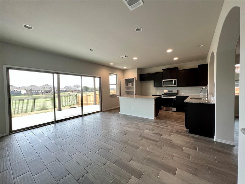 326 Blue Oak Blvd Property Photo 10