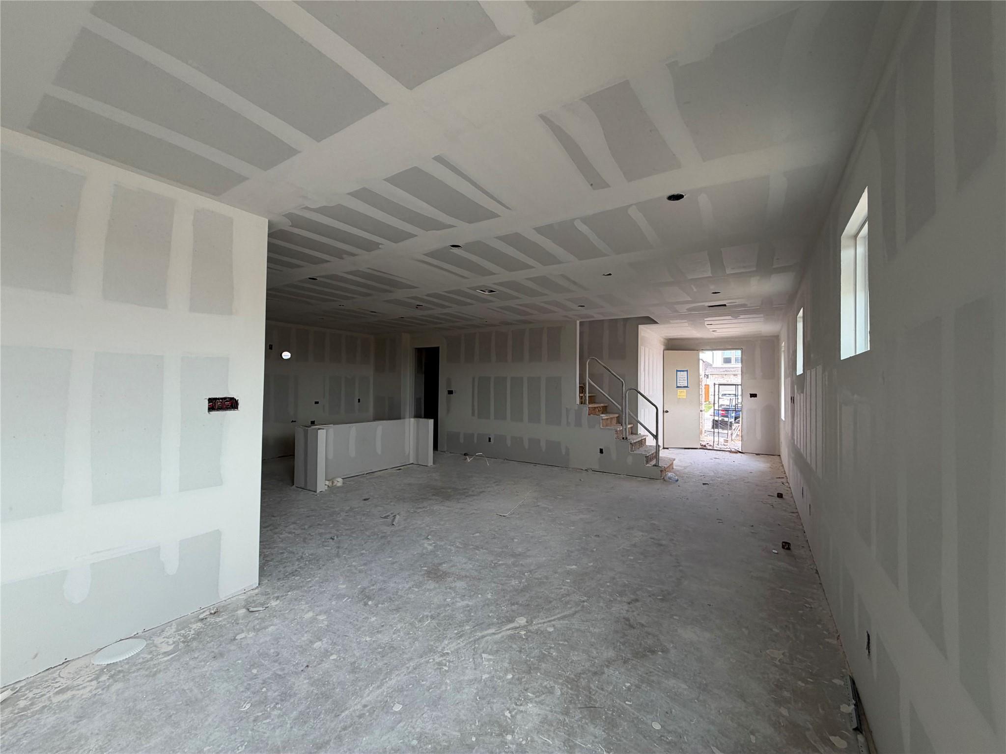 150 Clover Bnd Property Photo 9