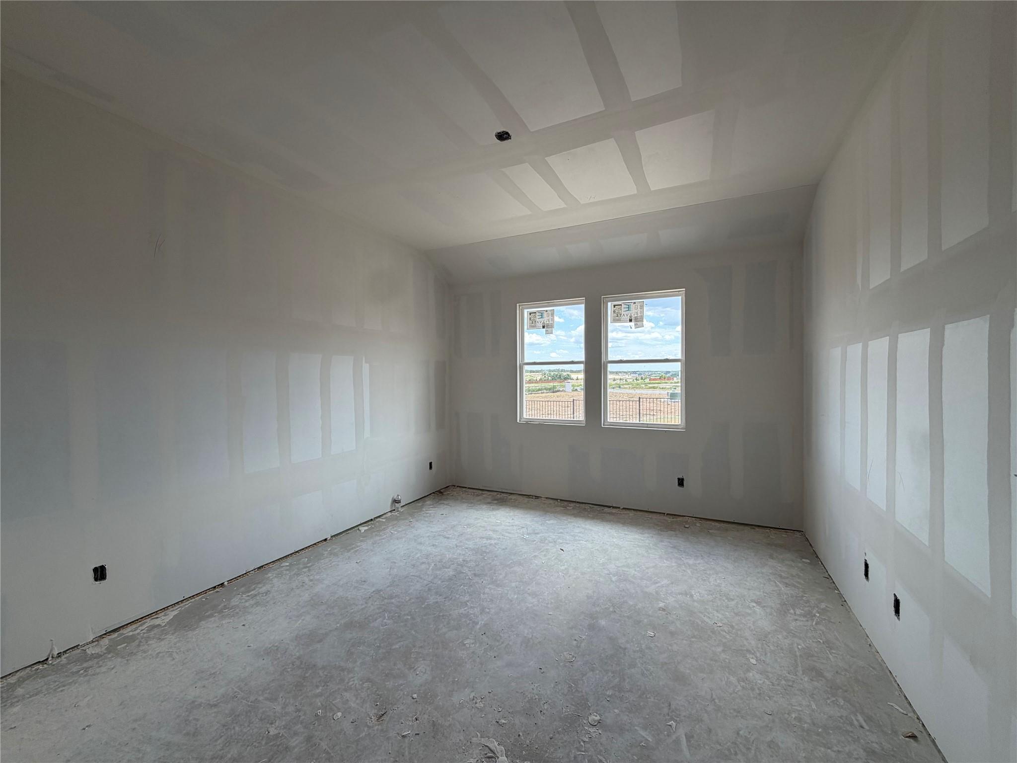 150 Clover Bnd Property Photo 11