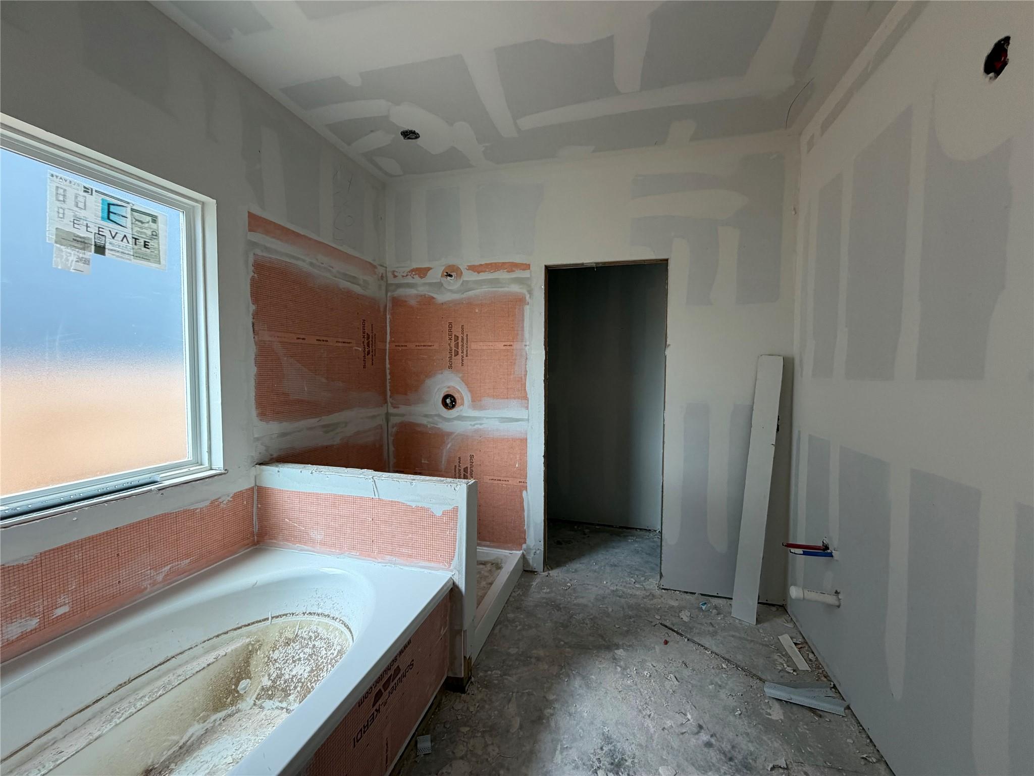 150 Clover Bnd Property Photo 13