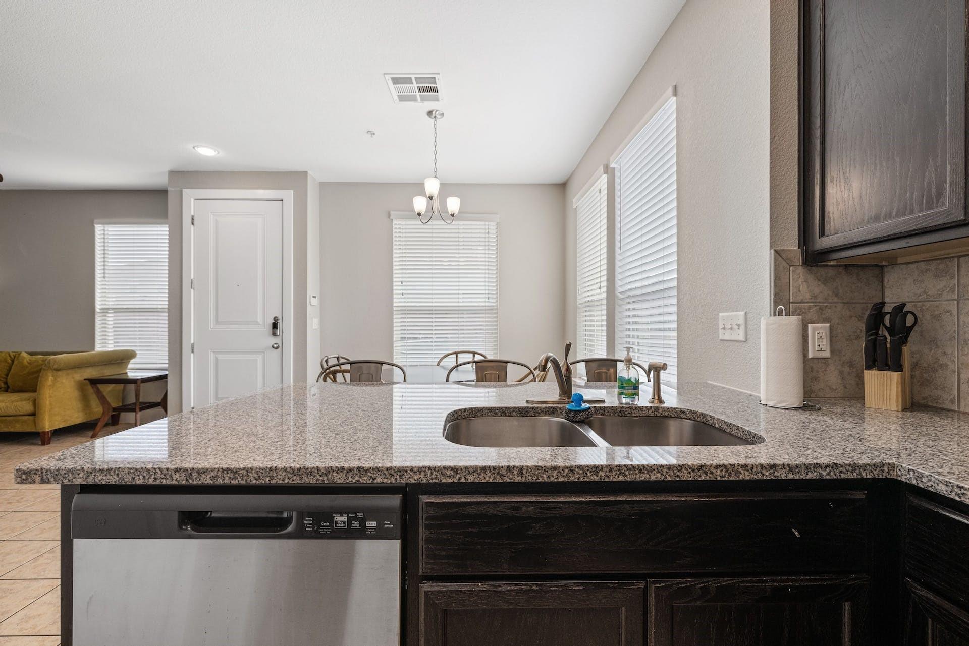 2215 Katy Lane None #c Property Photo 16