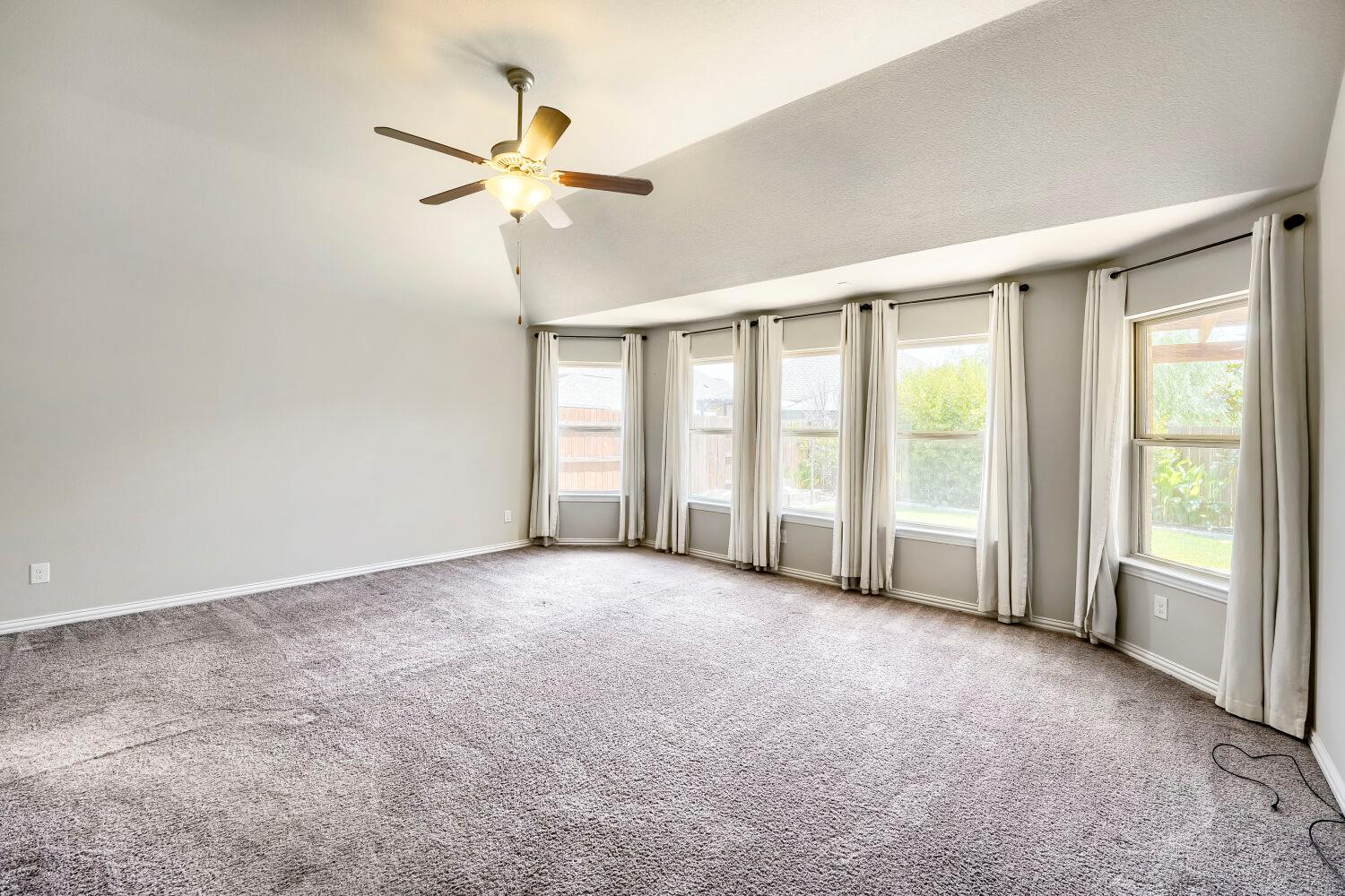 2204 Bonavista Way Property Photo 16
