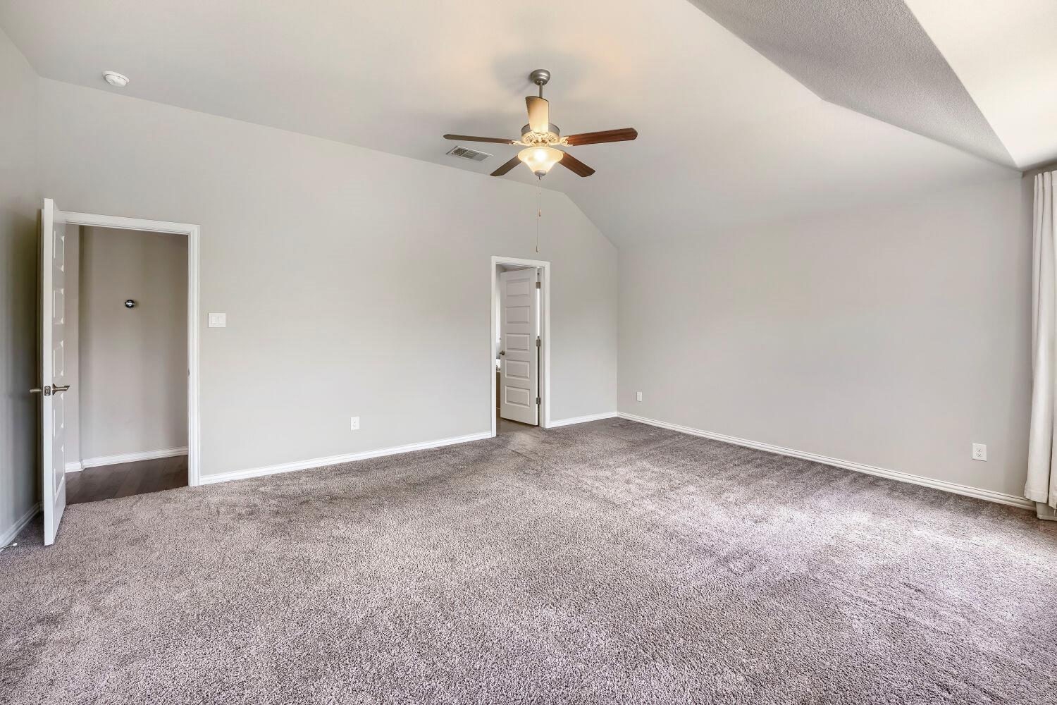 2204 Bonavista Way Property Photo 19