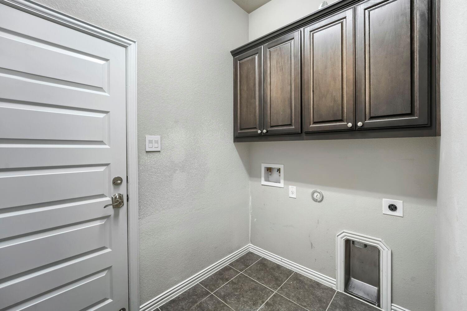 2204 Bonavista Way Property Photo 27