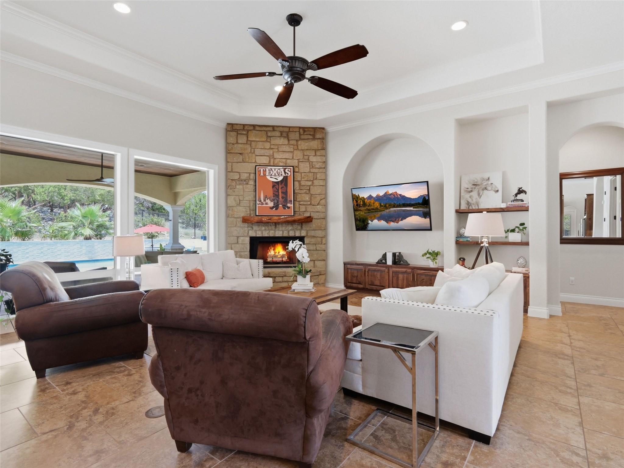 324 Valley Ldg Property Photo 4