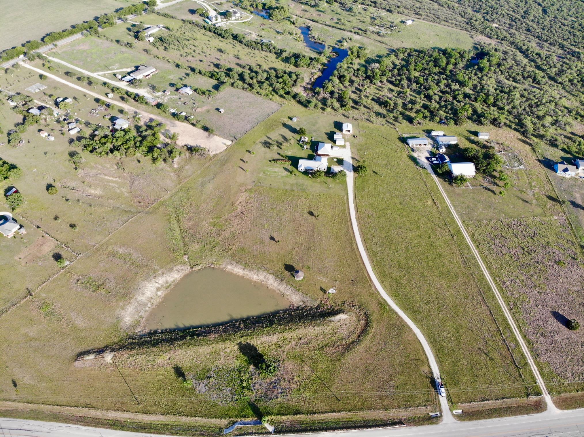 4601 S Old Bastrop Hwy Property Photo 2