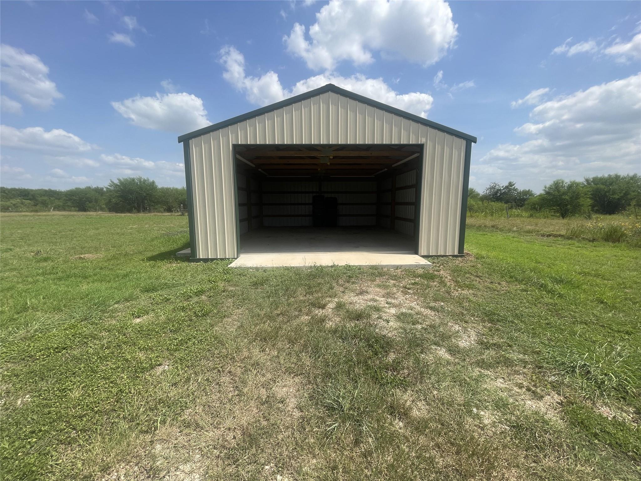 4601 S Old Bastrop Hwy Property Photo 9