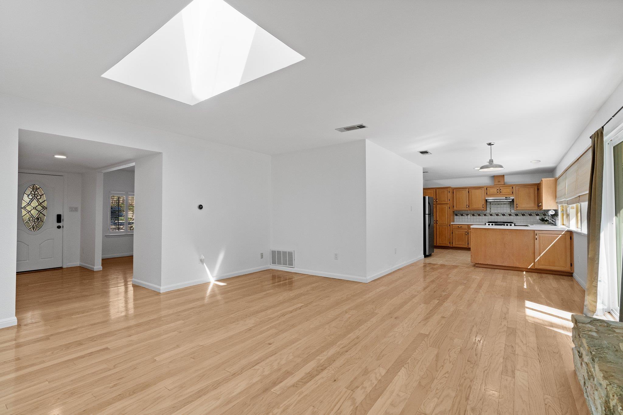 11601 Eubank Dr Property Photo 6