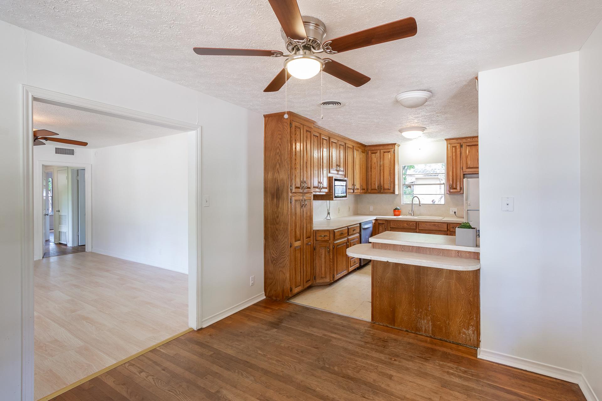 2305 Westforest Dr #a Property Photo 8