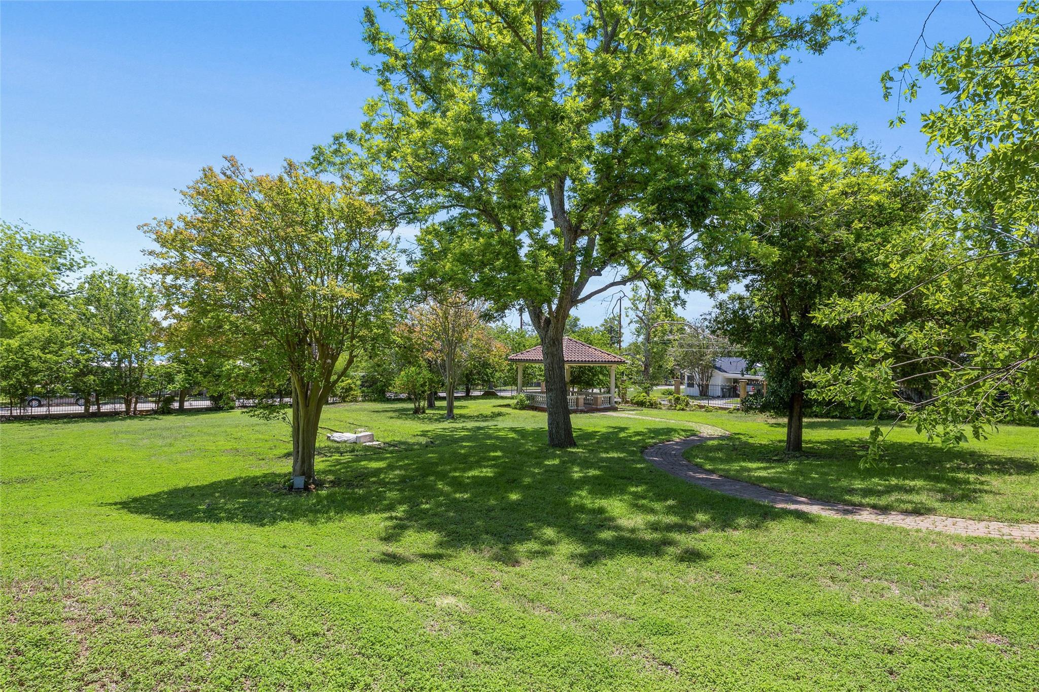 1030 Belvin St Property Photo 34
