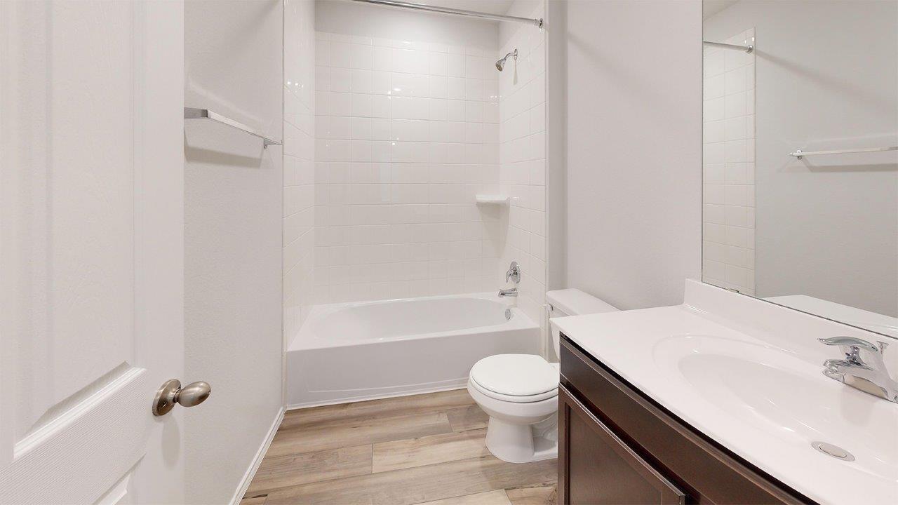 421 Hector Loop Property Photo 35