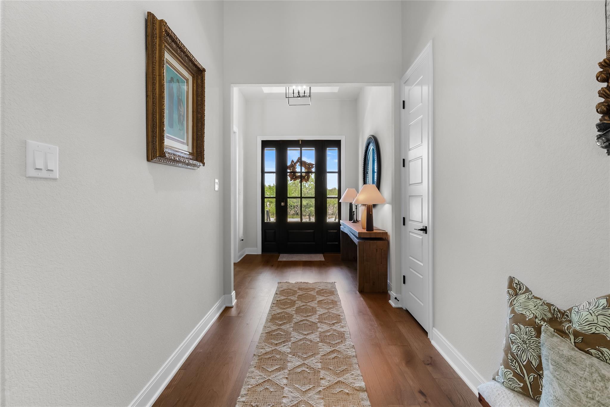 204 Love Creek Ct Property Photo 7