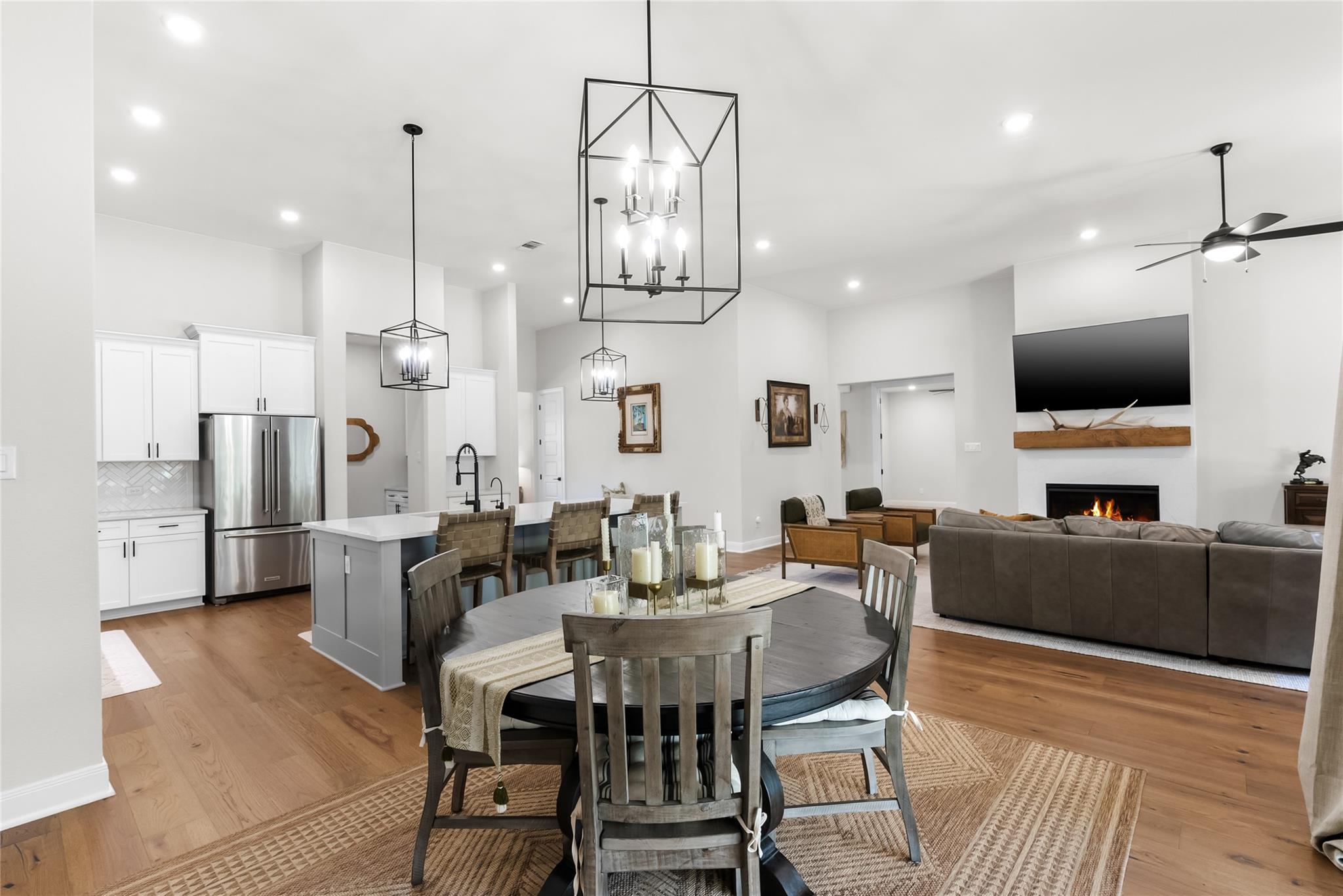 204 Love Creek Ct Property Photo 10