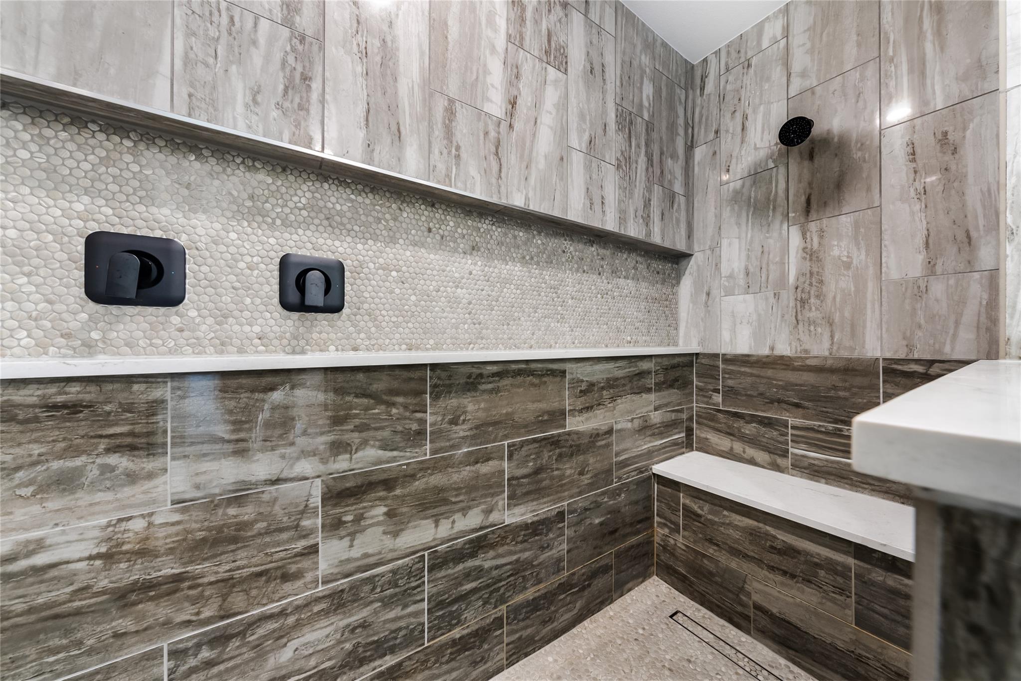 204 Love Creek Ct Property Photo 18