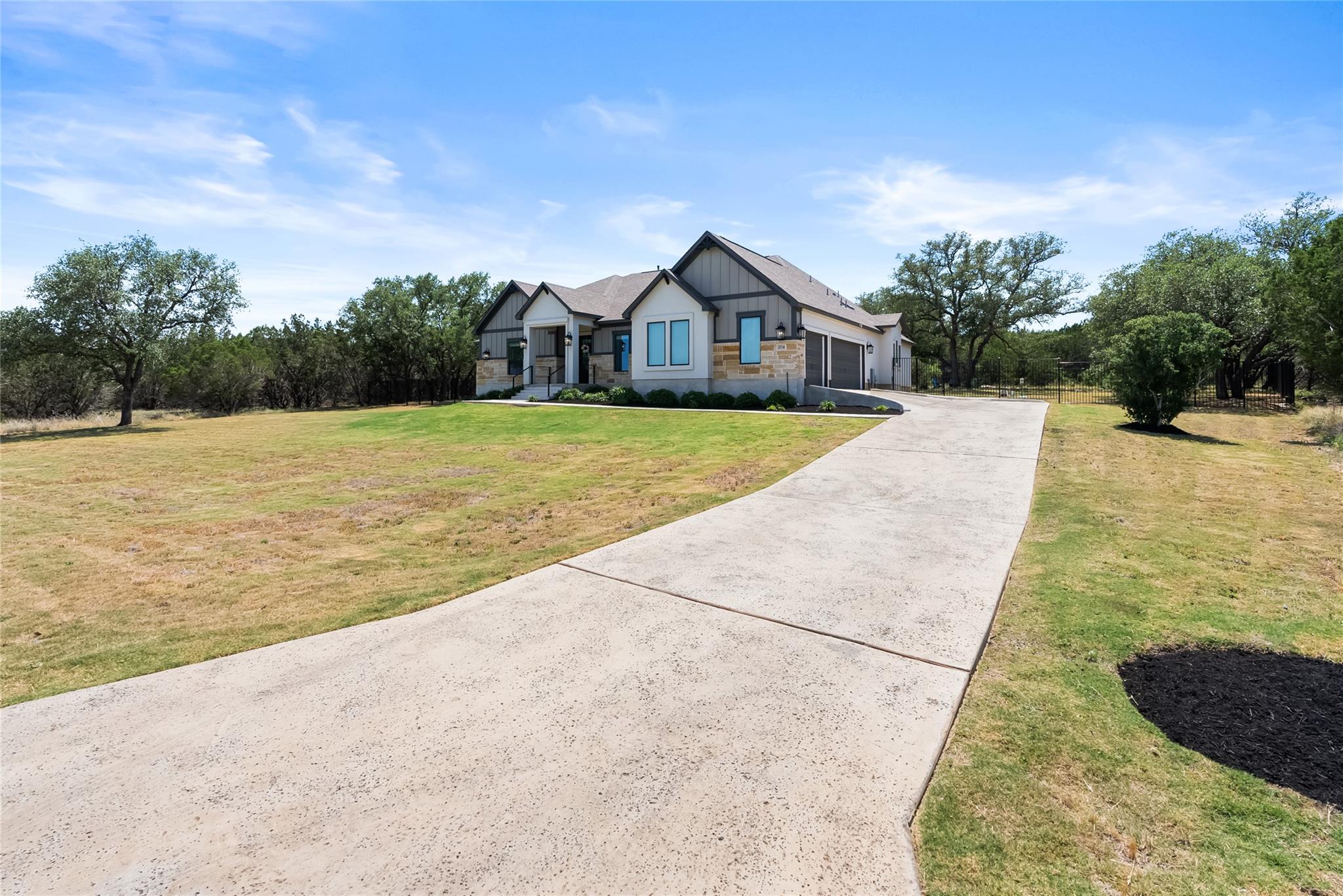 204 Love Creek Ct Property Photo 29