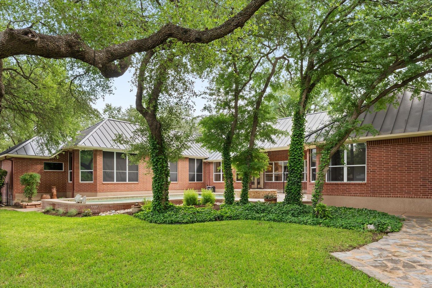 29009 Turnberry Ct Property Photo 30