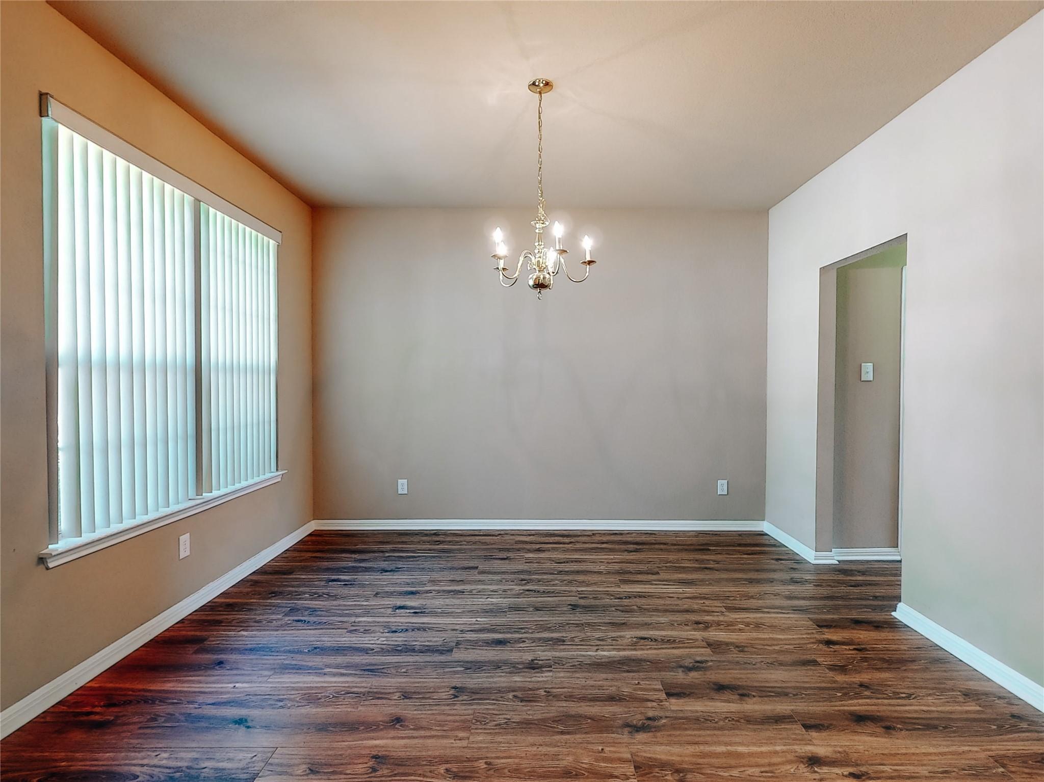 1600 Silver Spur Cv Property Photo 2