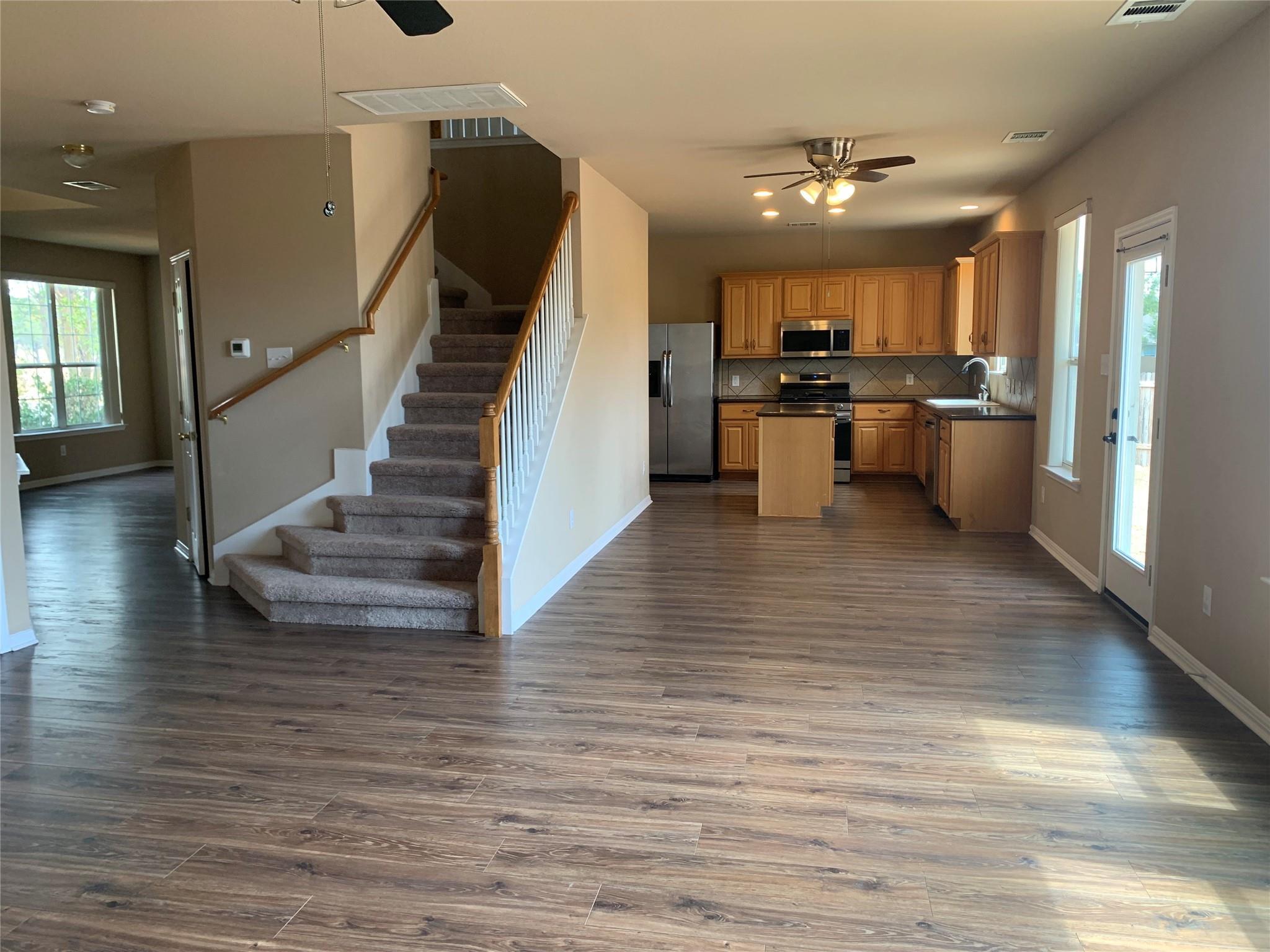 1600 Silver Spur Cv Property Photo 6