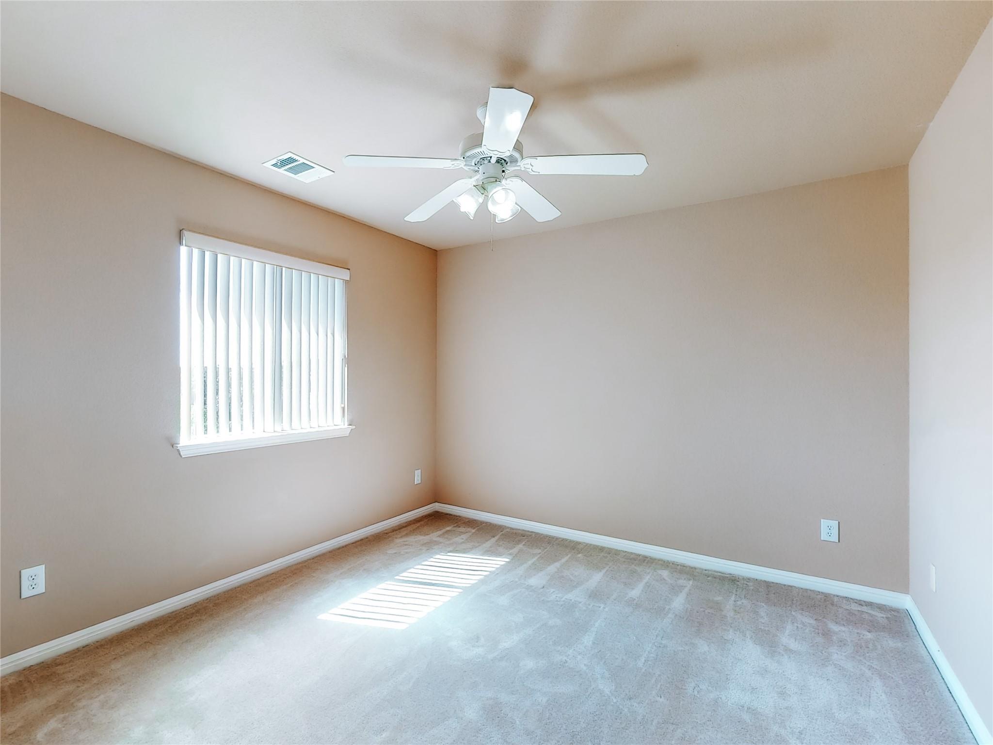 1600 Silver Spur Cv Property Photo 16