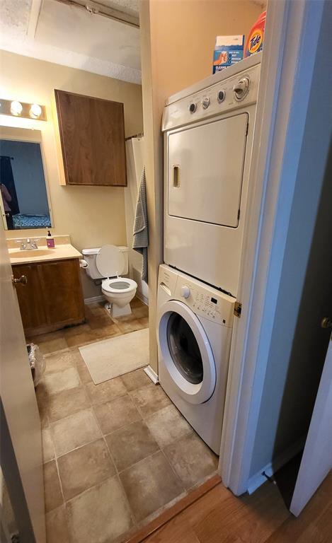 114 E 31st St #201 Property Photo 9