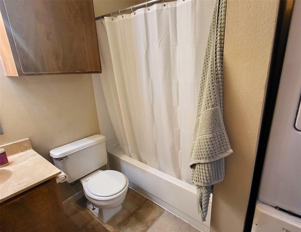 114 E 31st St #201 Property Photo 10