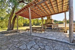 210 Camplina Ln Property Photo 17