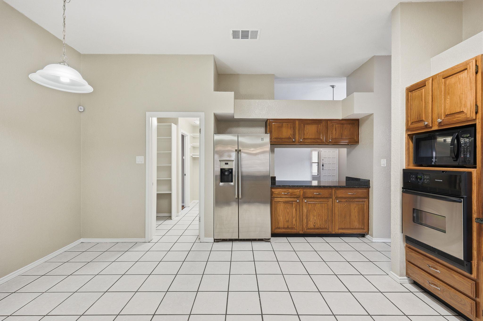 3426 Serene Grv Property Photo 12
