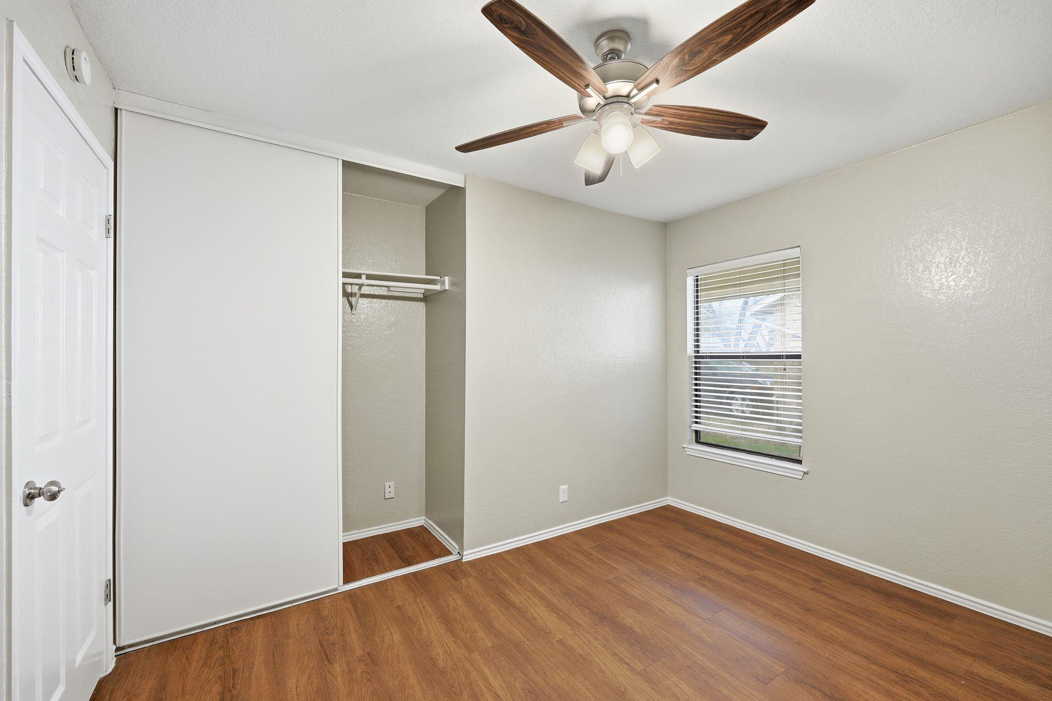 3426 Serene Grv Property Photo 25