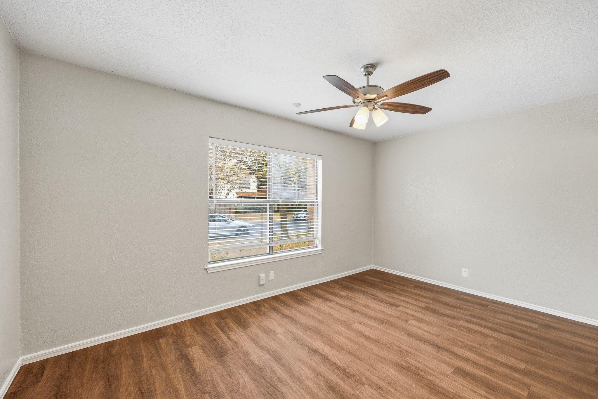 3426 Serene Grv Property Photo 26