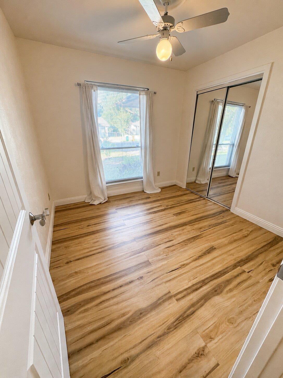 5802 Brook Valley Dr Property Photo 12