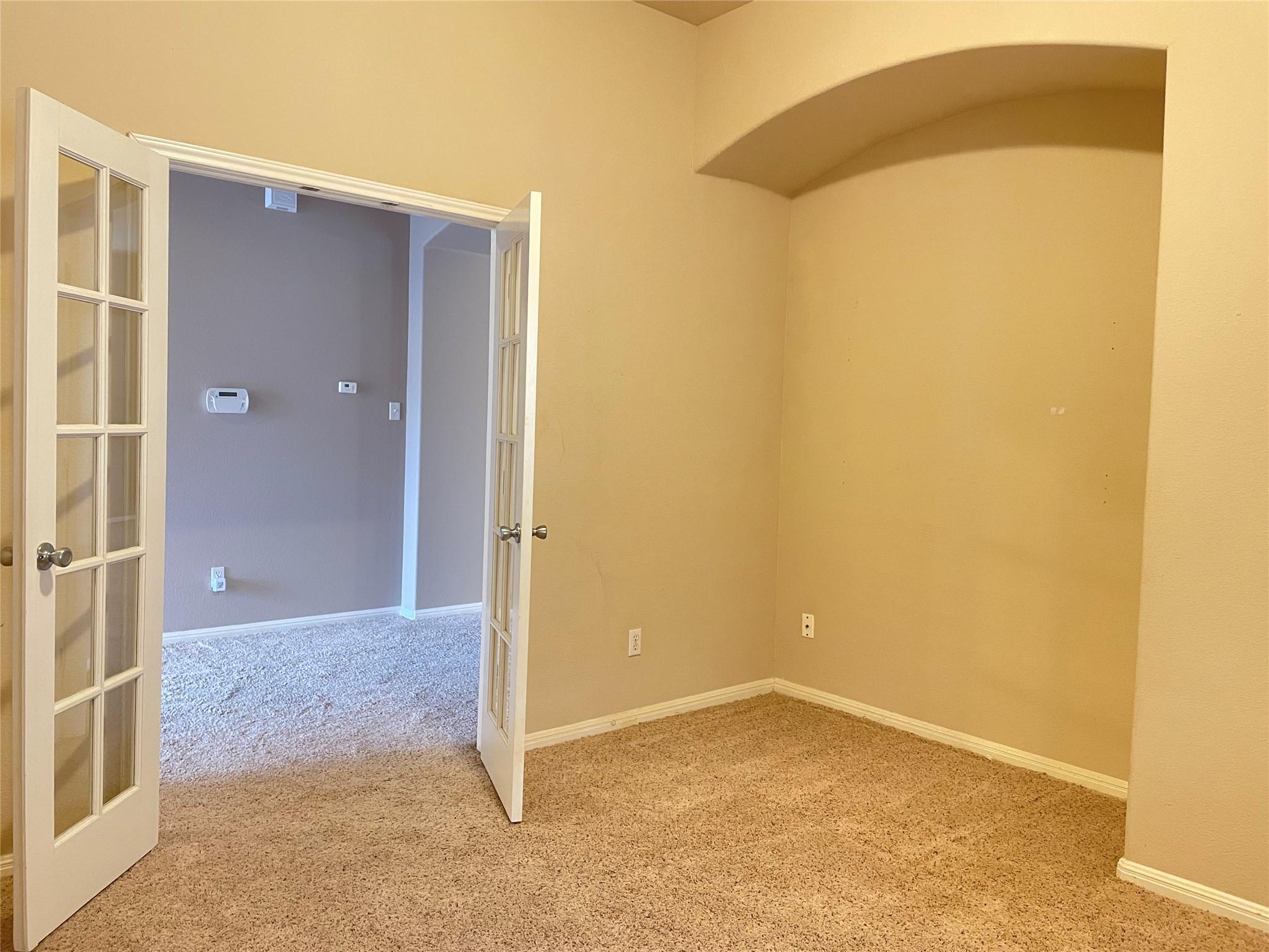 11713 Dunblane Way Property Photo 4