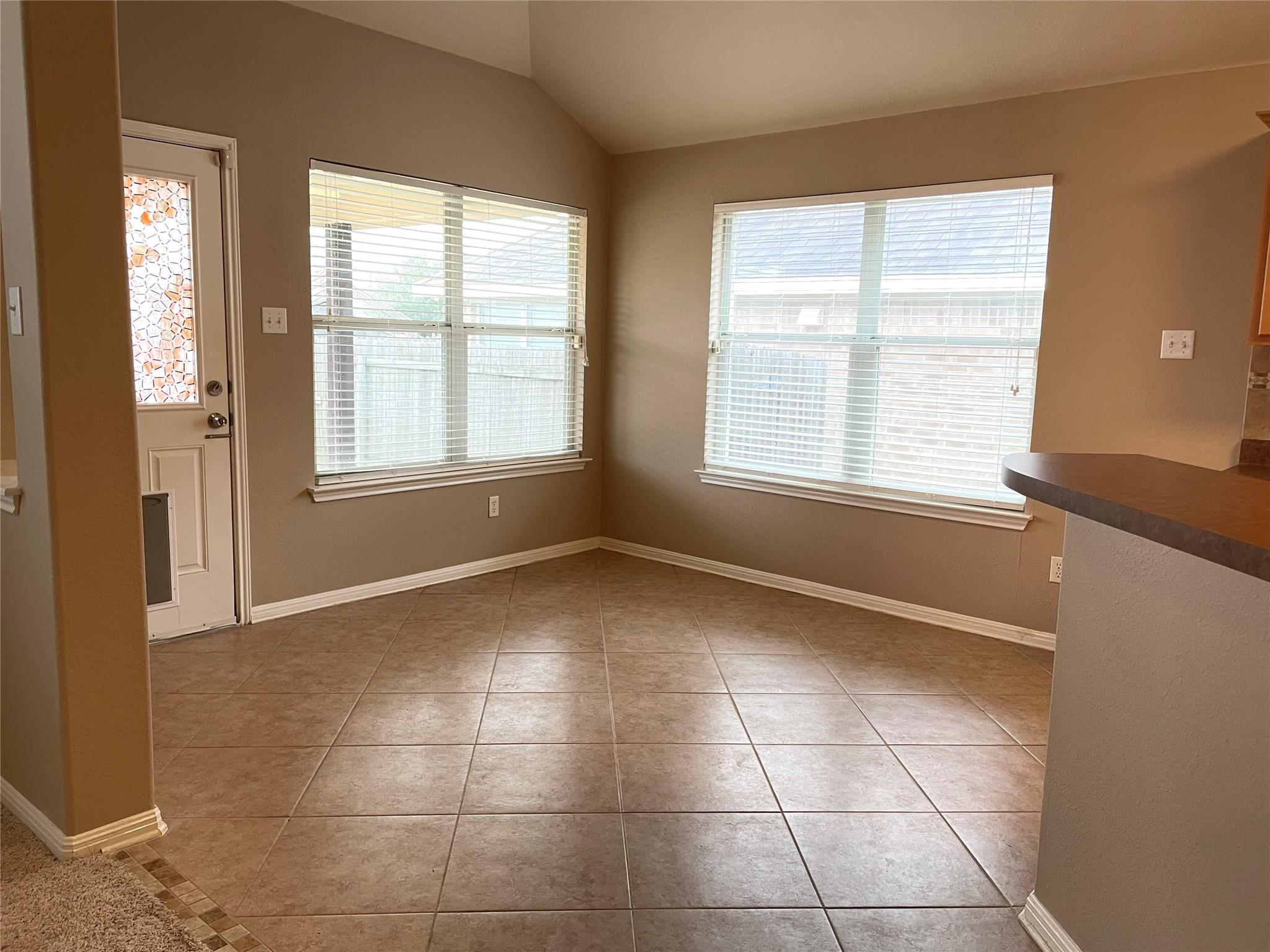 11713 Dunblane Way Property Photo 5