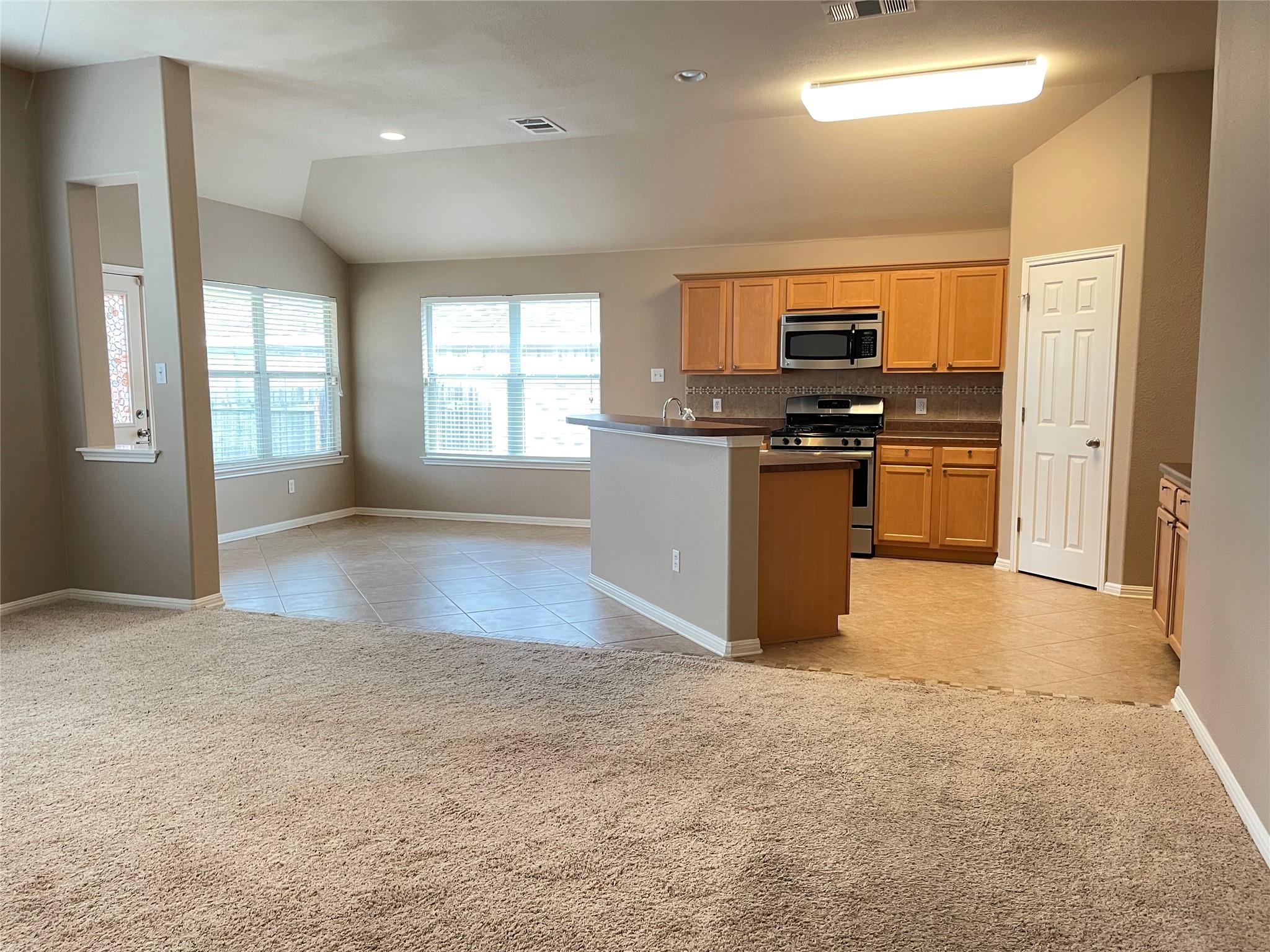 11713 Dunblane Way Property Photo 7