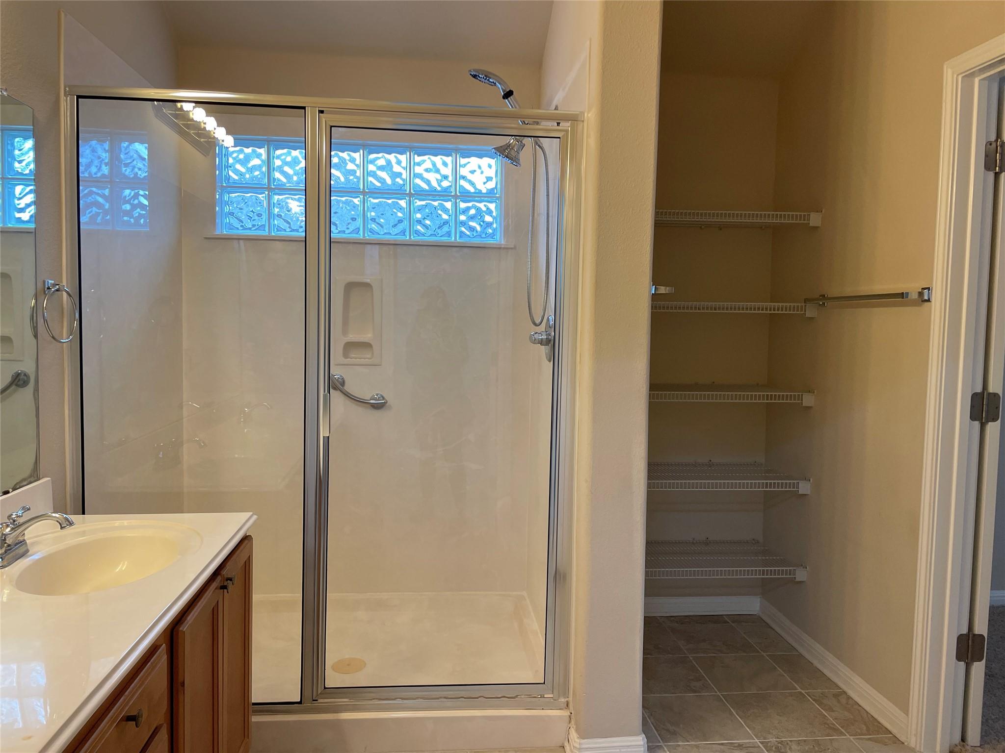 11713 Dunblane Way Property Photo 13
