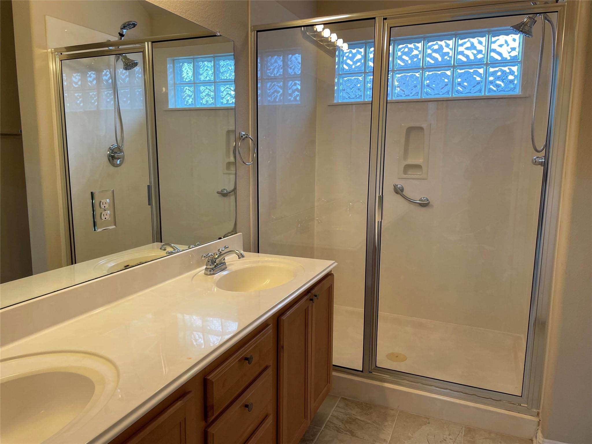 11713 Dunblane Way Property Photo 14