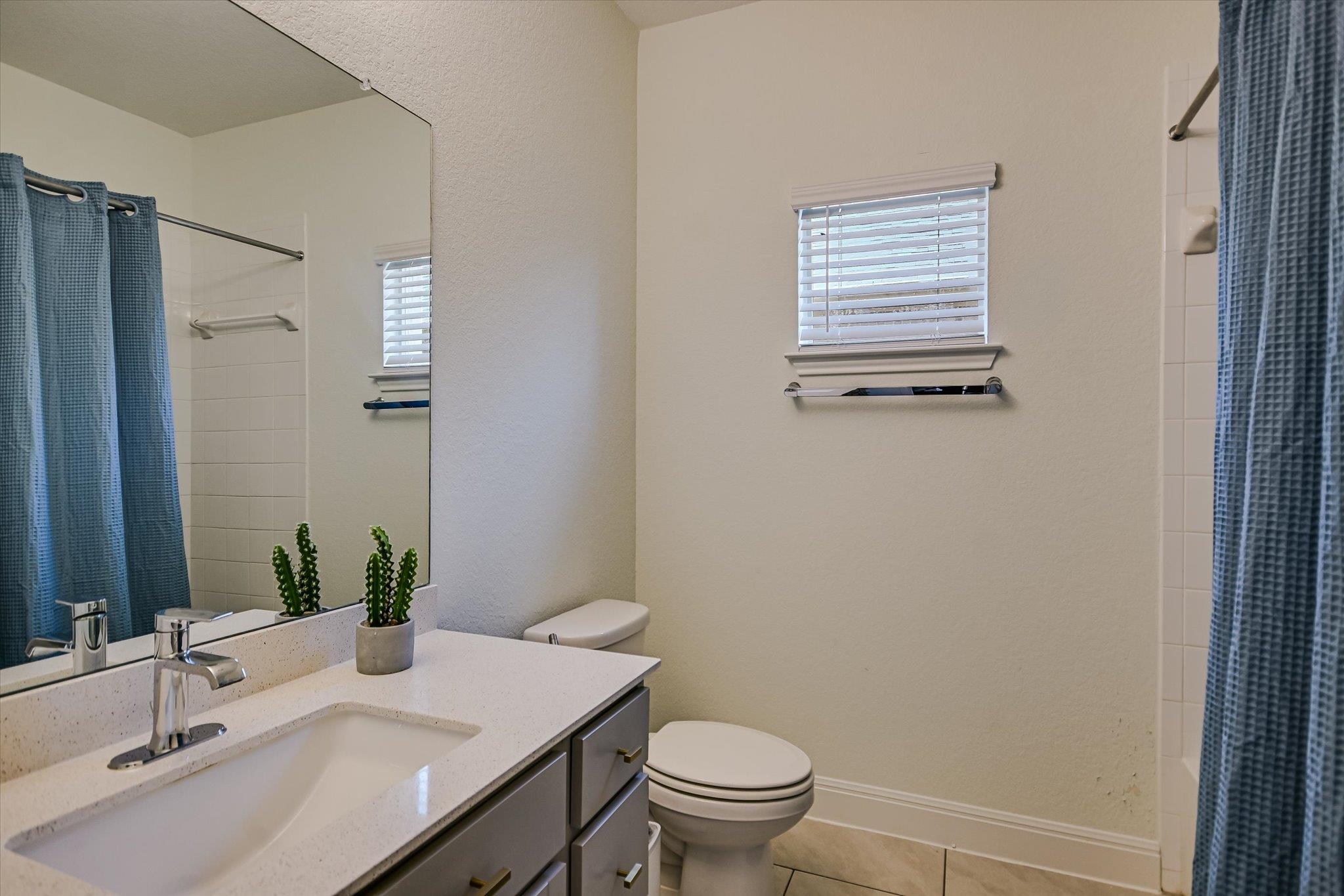 16932 Aventura Ave Property Photo 24