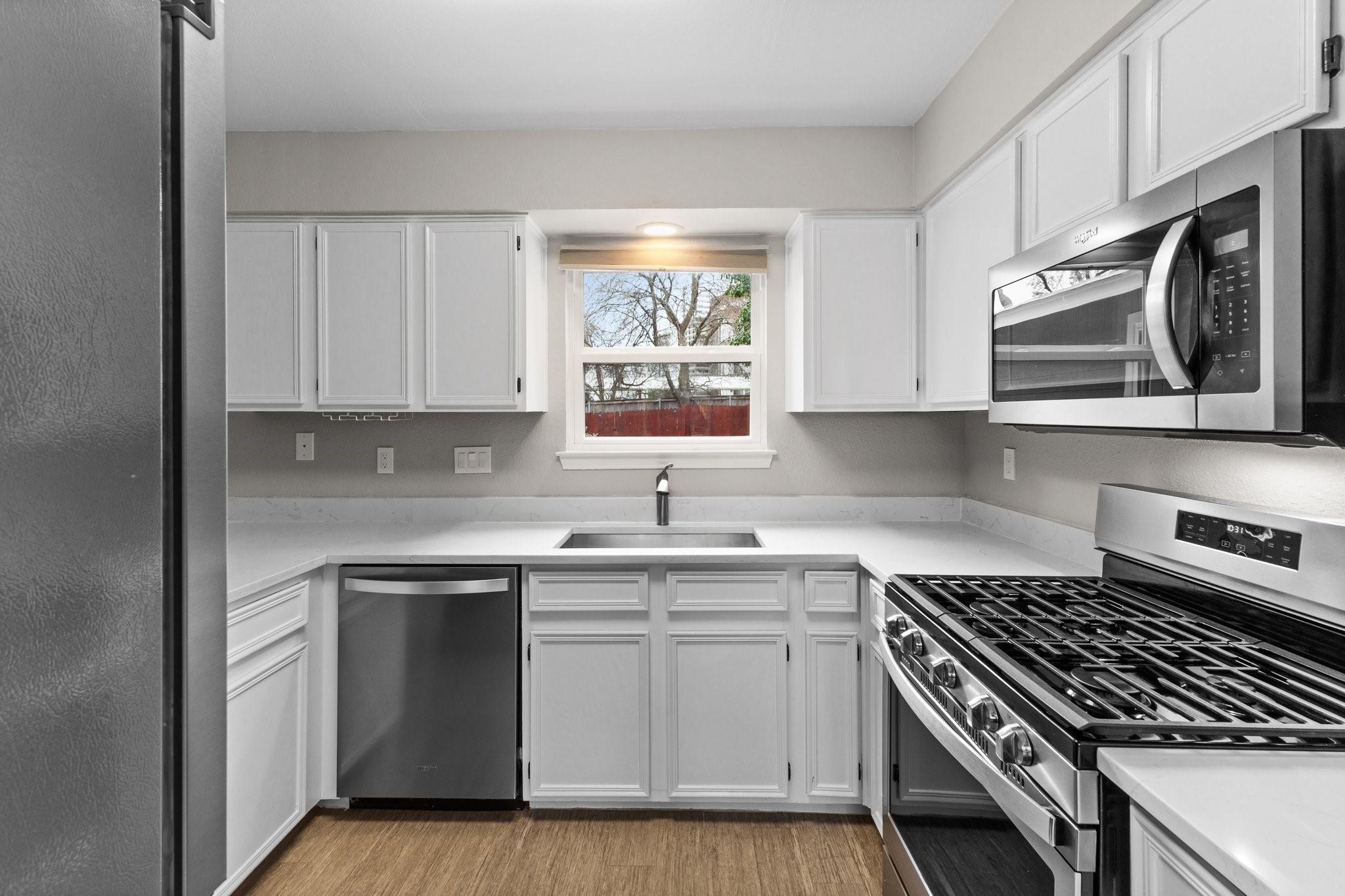 12807 Covington Trl Property Photo 8