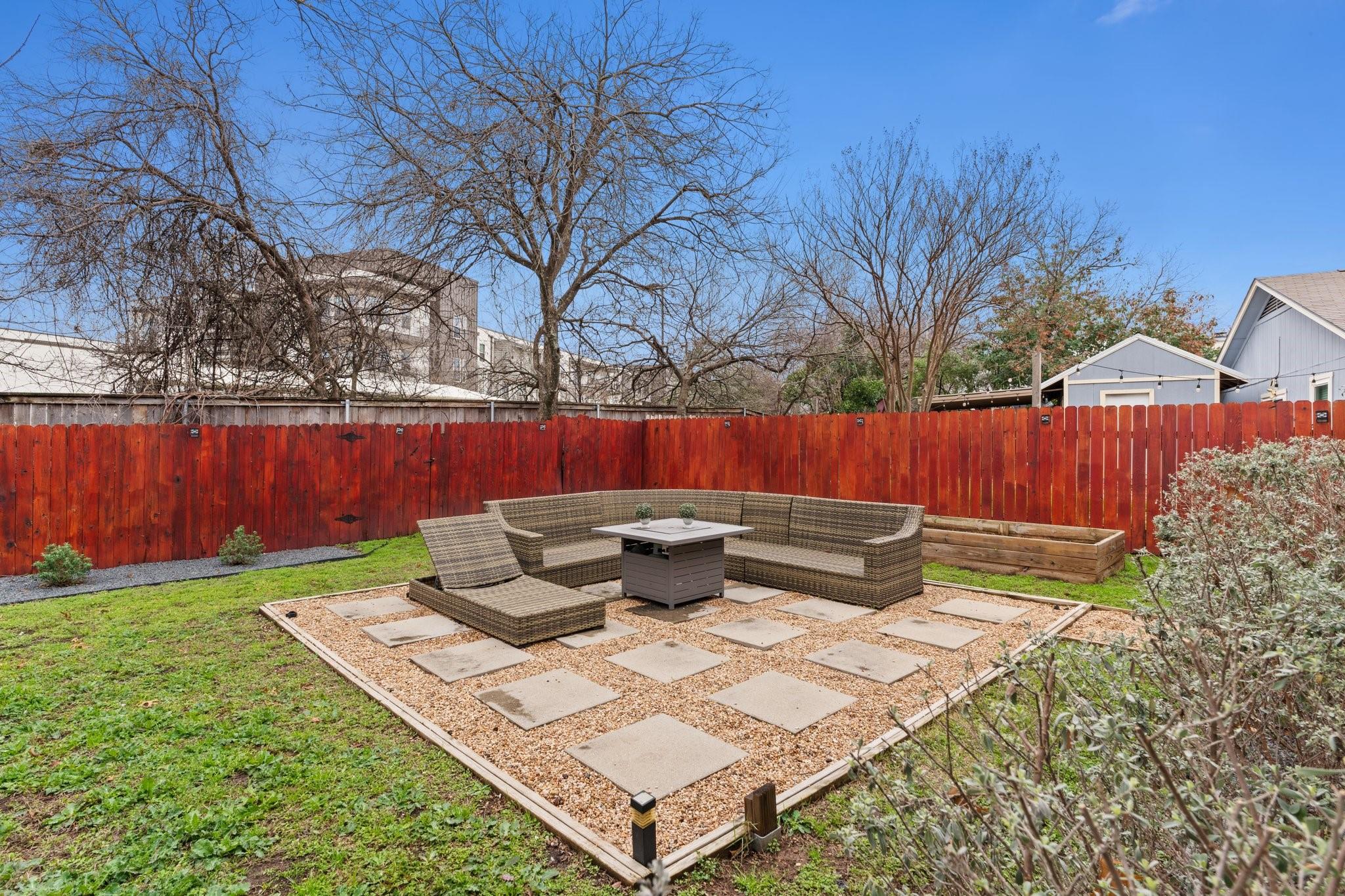 12807 Covington Trl Property Photo 18