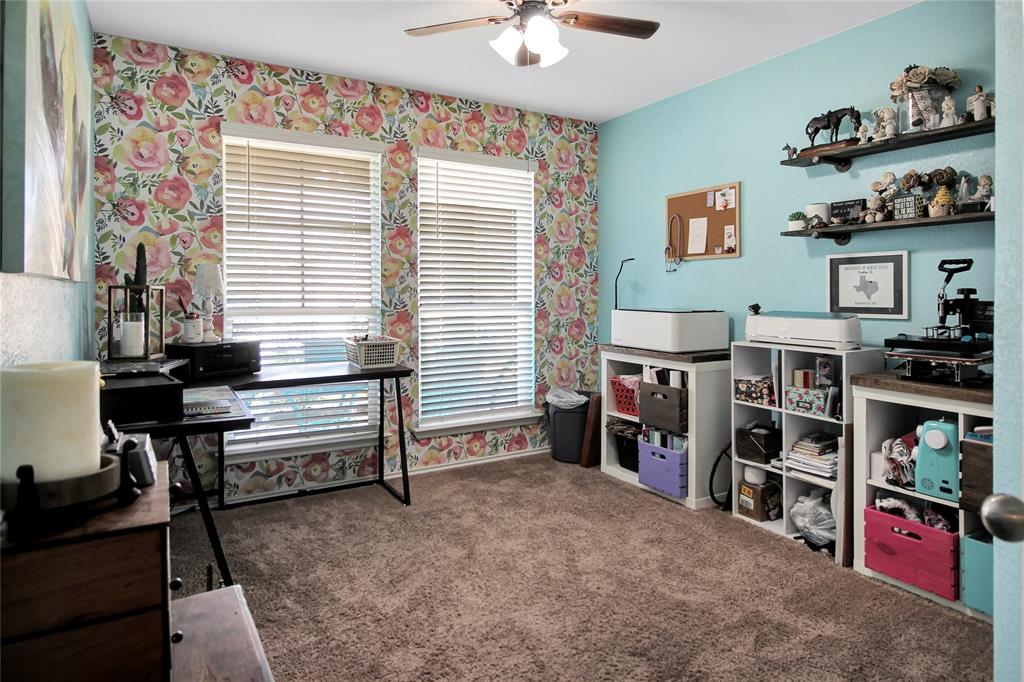 304 Ore Ln Property Photo 17