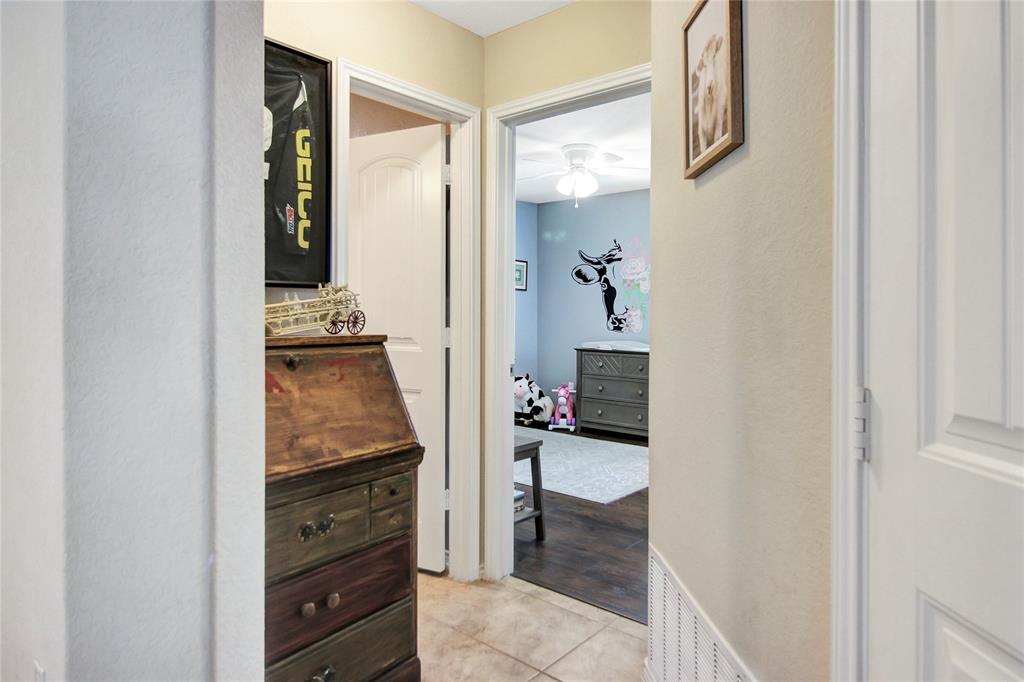 304 Ore Ln Property Photo 18