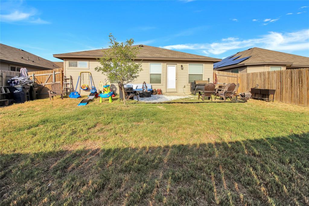 304 Ore Ln Property Photo 22