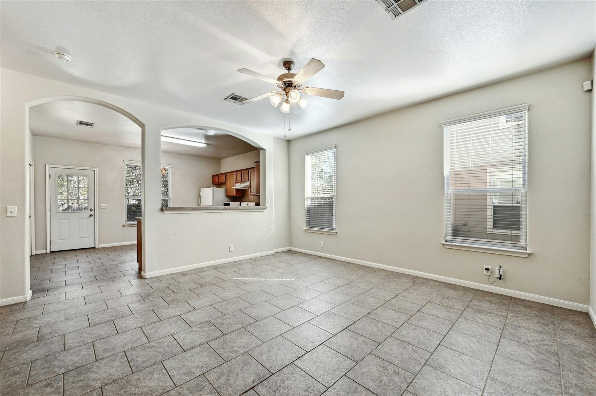 2412 Allred Dr #a Property Photo 3