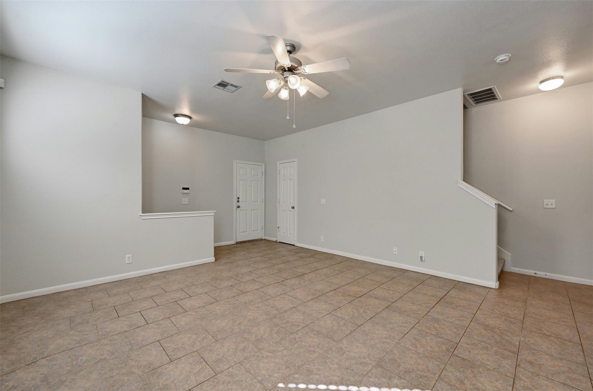2412 Allred Dr #a Property Photo 4