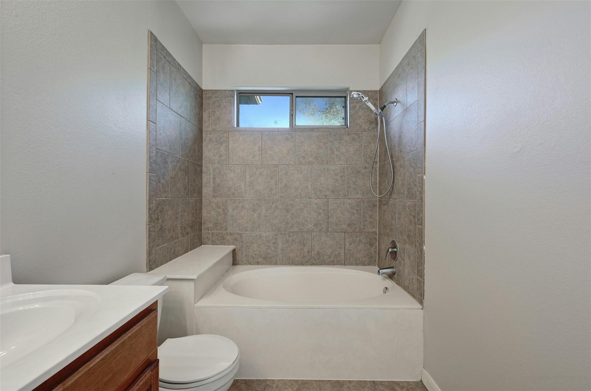 2412 Allred Dr #a Property Photo 14