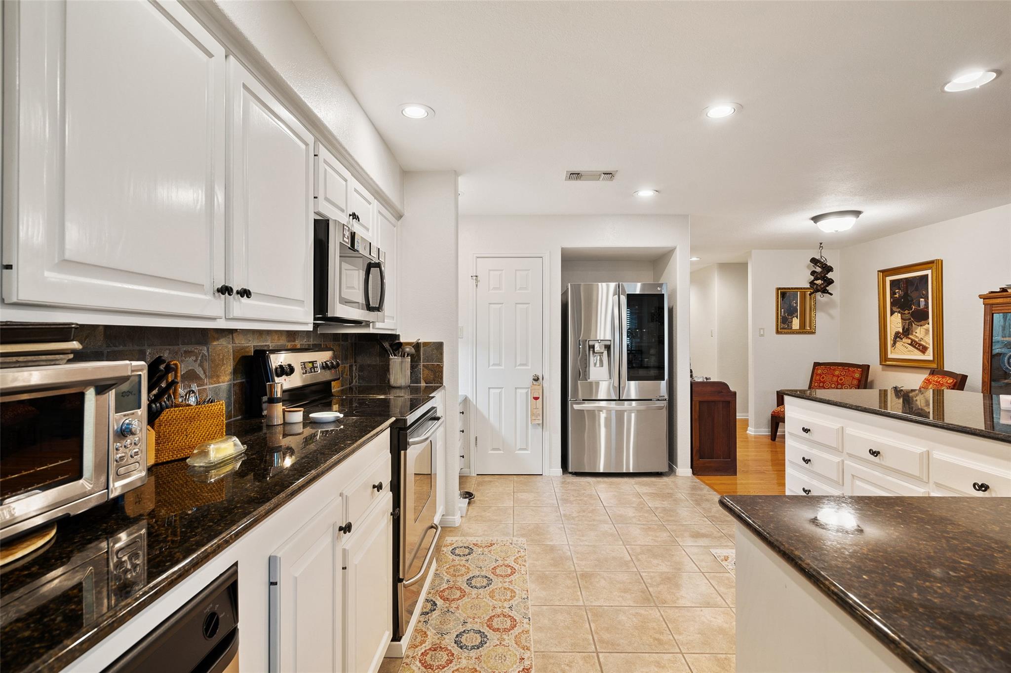 1011 Ridge Point Dr Property Photo 10