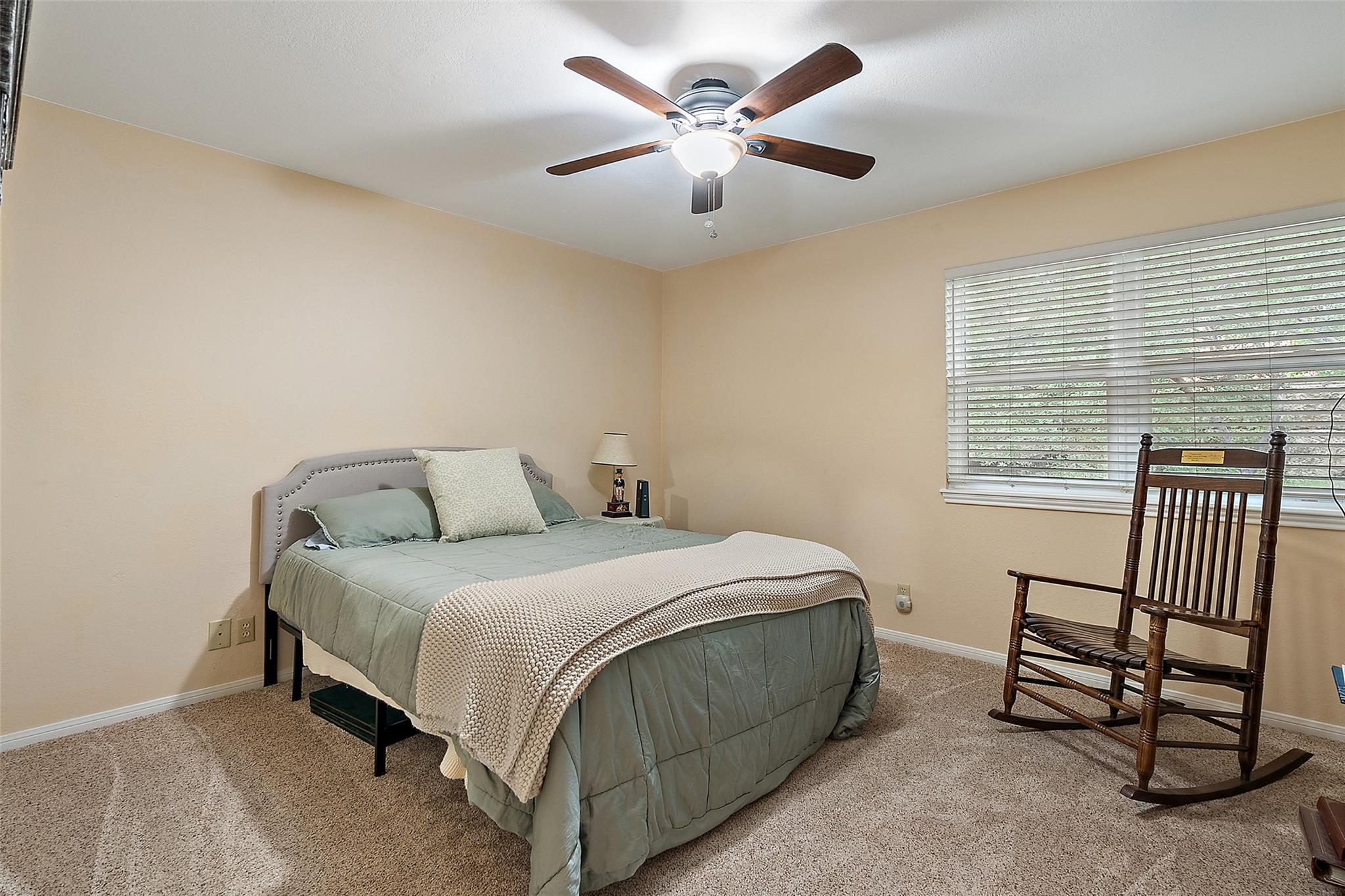 1011 Ridge Point Dr Property Photo 21