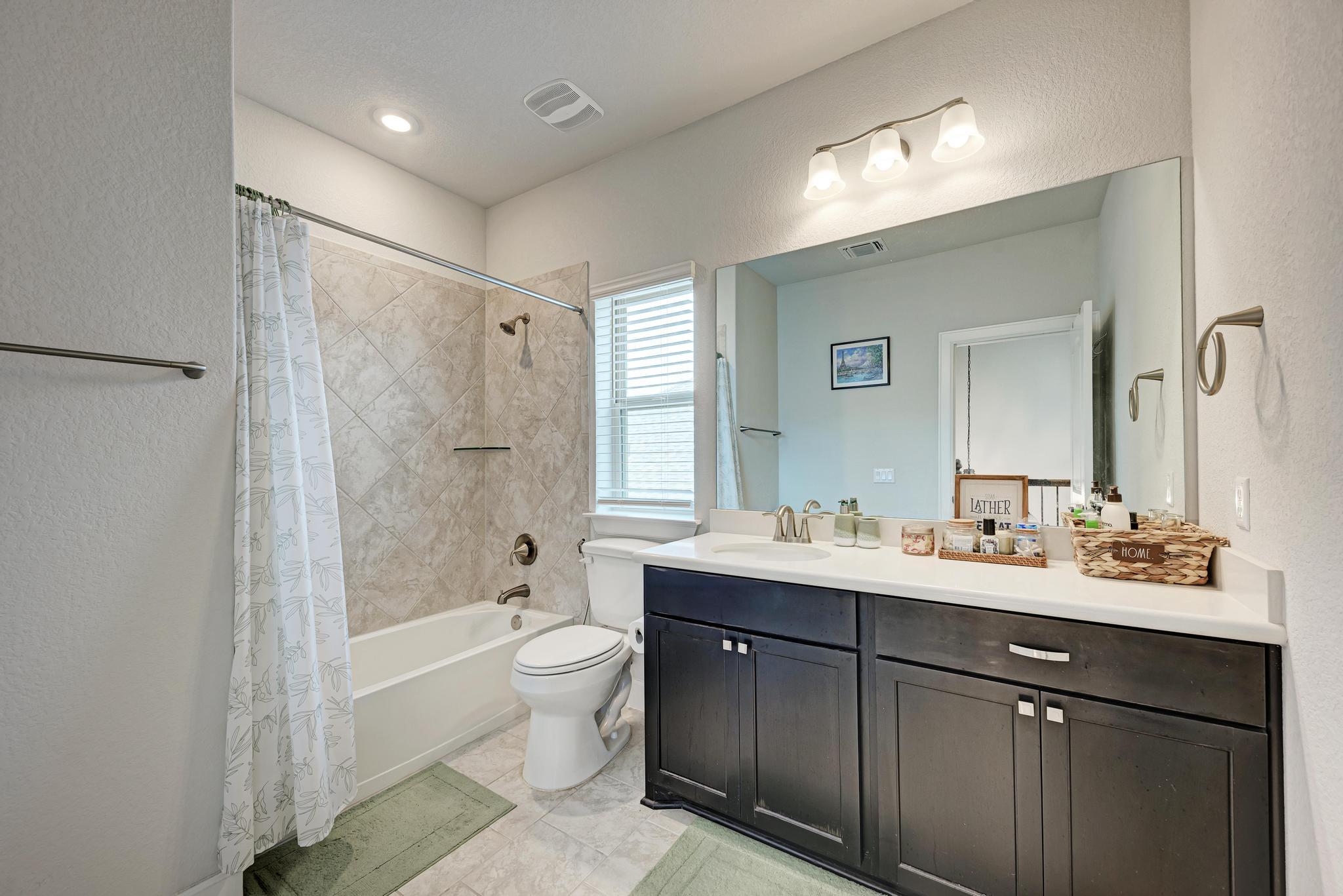 1105 White Daisy Ln Property Photo 31