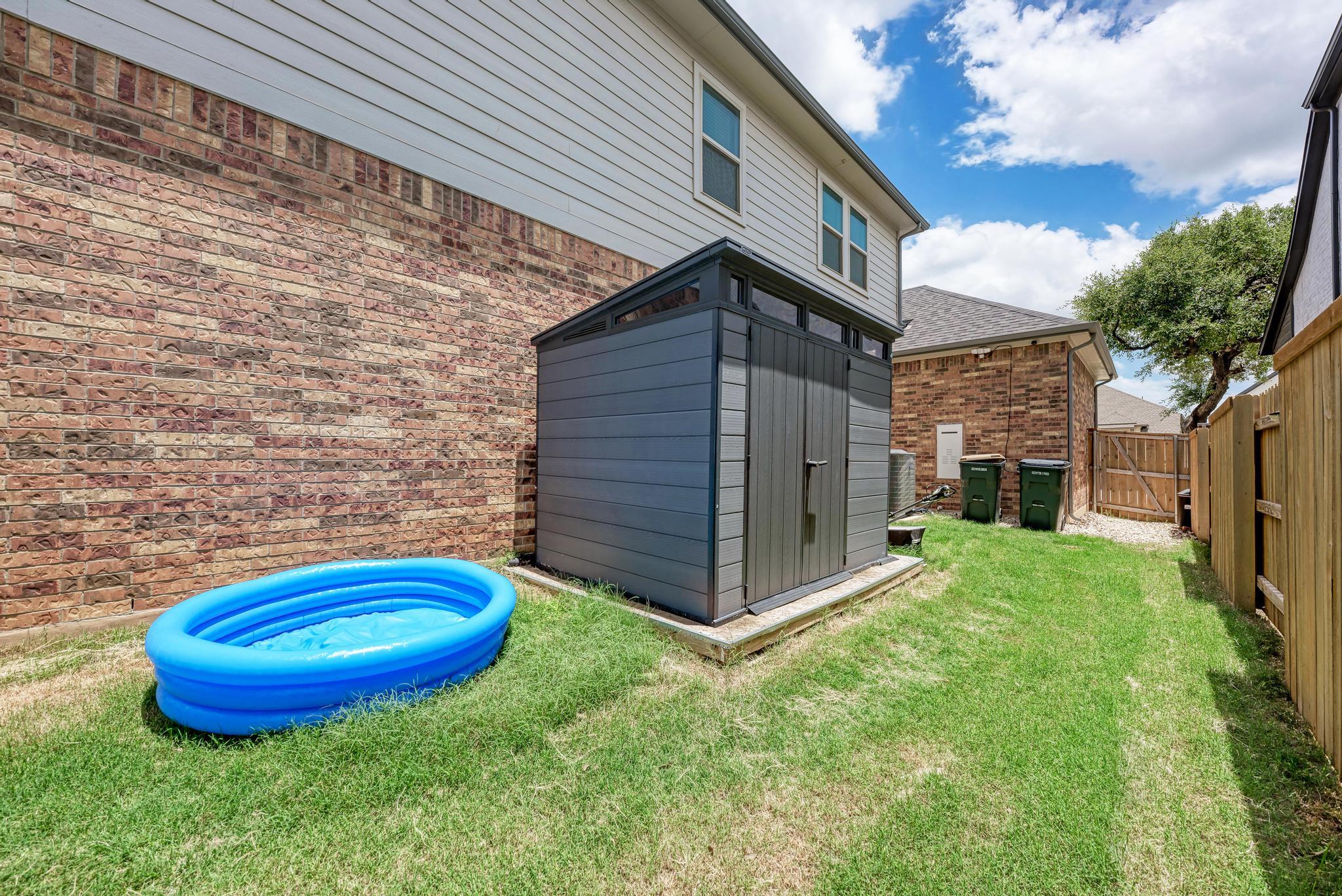 1105 White Daisy Ln Property Photo 37