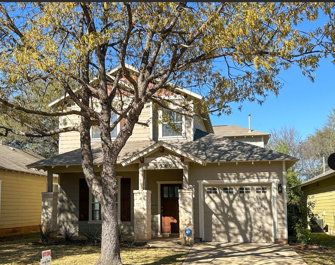 2040 Amur Dr Property Photo