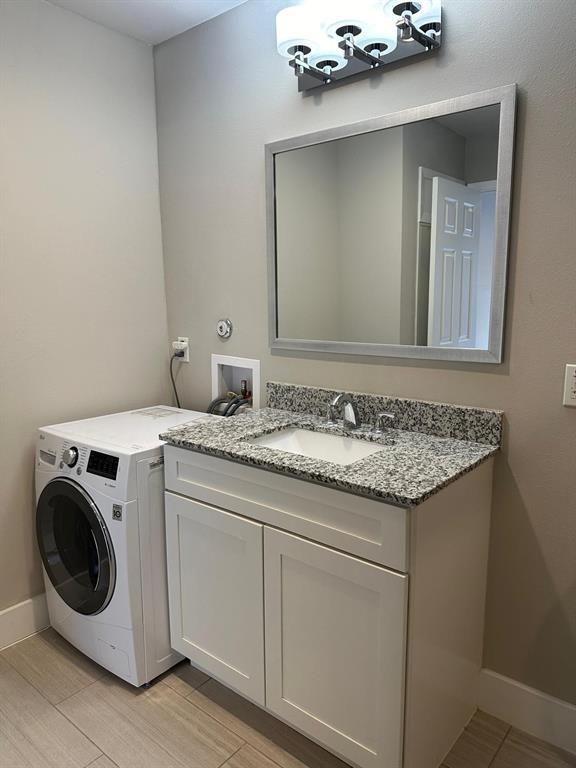 935 La Posada Dr #241 Property Photo 10